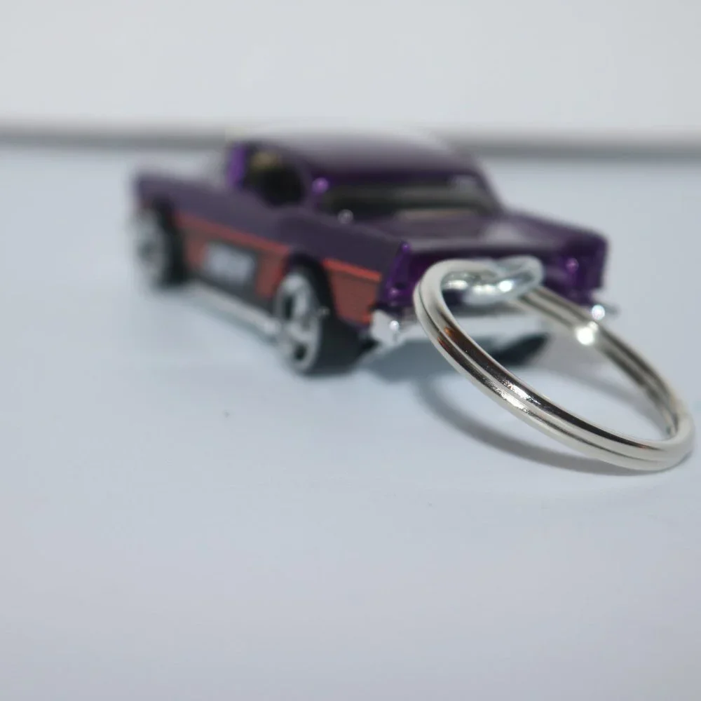 Hot Wheels '57 Chevy CUSTOM keychain